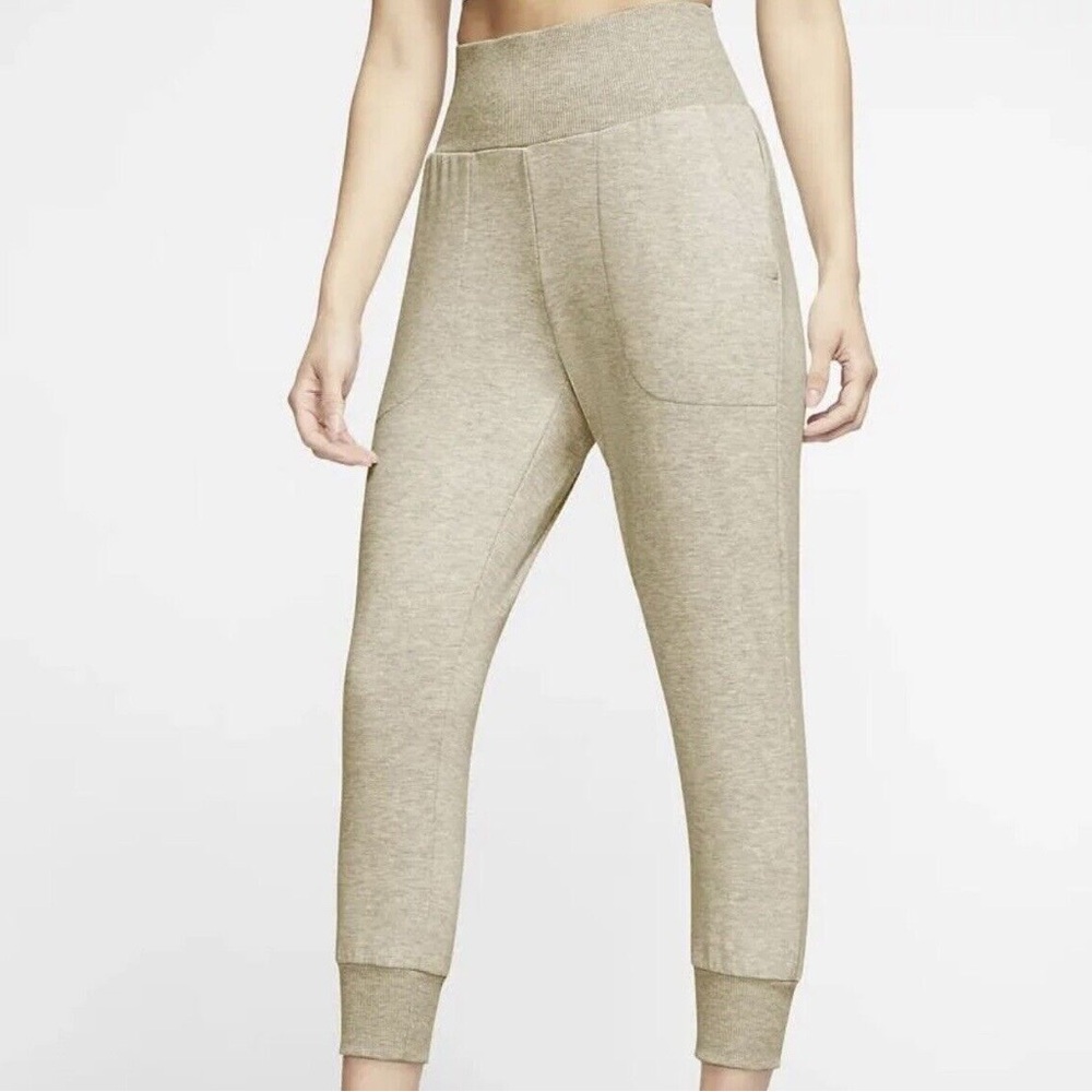 NIKE Women's YOGA Flow 7/8 Pants Size S